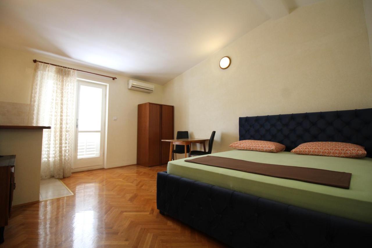 Makarska Centre & Free Private Parking Apartment Exterior foto