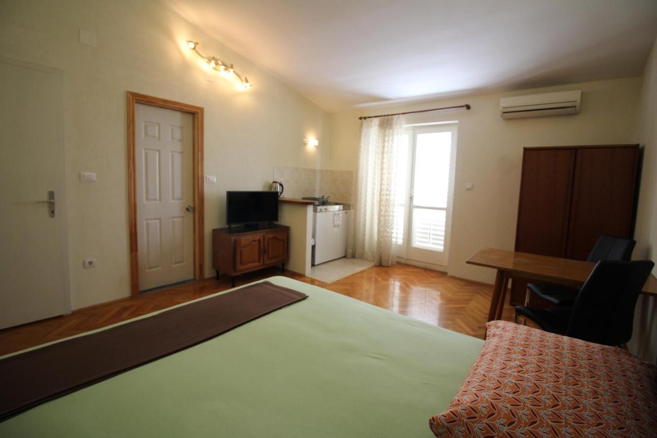 Makarska Centre & Free Private Parking Apartment Exterior foto